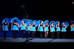 Над 500 деца атакуват сцената на Драматичен театър - снимка 1