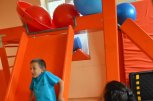 Деца от ЕСФА и техните родители направиха дарение - снимка 11