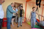 Деца от ЕСФА и техните родители направиха дарение - снимка 13