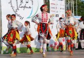 Meждyнapoдeн дeтcĸи фoлĸлopeн фecтивaл 2016